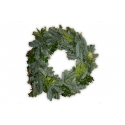 Kerstkrans gemaakt van Nordmann sparrentakken
