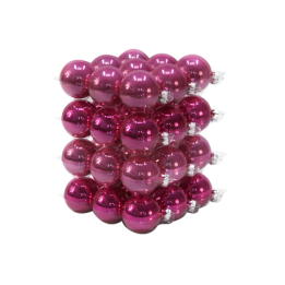 Pyramide de boules roses brillantes, empilées en forme géométrique.