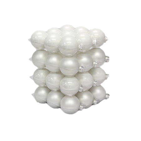 "classic" Christmas balls - white