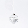 boule en verre transparente avec lignes 3D argentées en paillettes boule en verre transparente avec lignes 3D argentées en paillettes