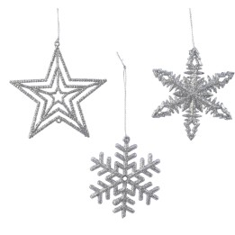 Drie glinsterende zilveren kerstdecoraties in de vormen van een ster en sneeuwvlokken.