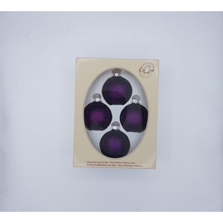 Quatre boules de Noël violettes, brillantes, dans un élégant emballage doré.