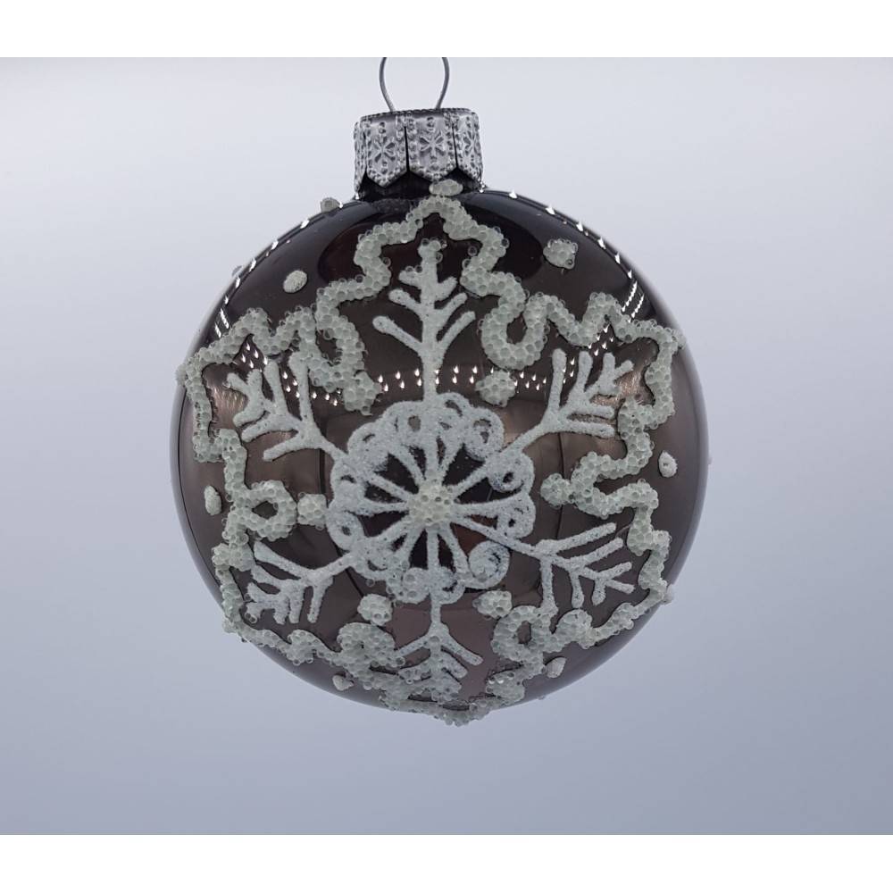 6 silver Christmas baubles 6 silver Christmas baubles