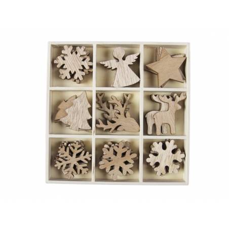 36 Small wooden decorations
