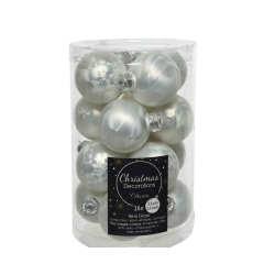 16 White Christmas baubles...