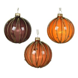 Boules de Noël en verre, teintes orange et prune, ornées de filigranes dorés.