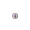 Boule décorative en papier plié, couleur lavande, suspendue par un fil doré.