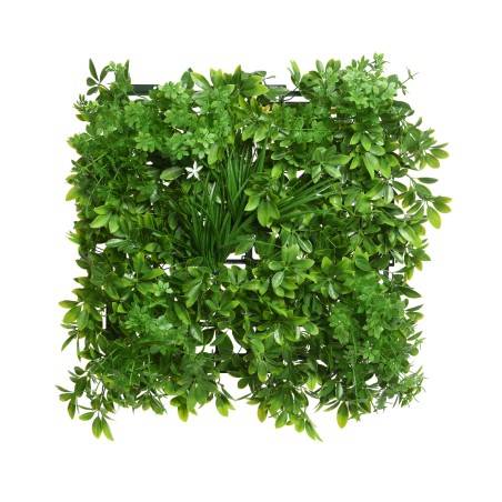Een weelderige wanddecoratie met diverse groene bladeren en planten, in een vierkante indeling.