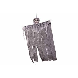 Fantôme suspendu en tissu gris avec tête de squelette et détails en toile d'araignée.