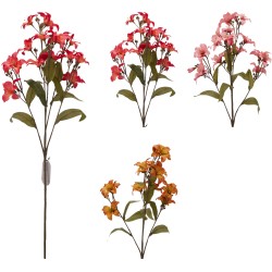 Kunstbloemen in diverse kleuren: rood, roze en oranje, met groene bladeren op lange stelen.