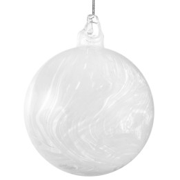 Wit gemarmerde glazen kerstbal
